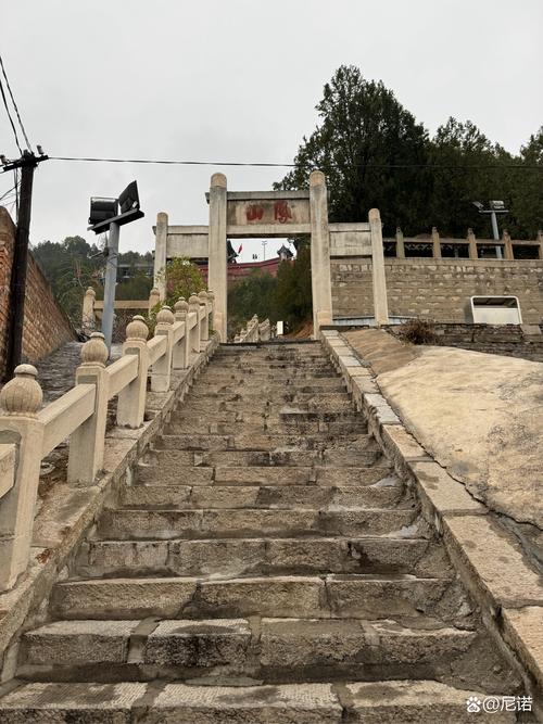 离石旅游景点哪里好玩儿的
