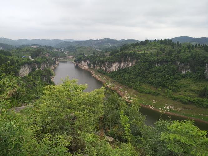 金沙县好玩的旅游景点在哪里啊