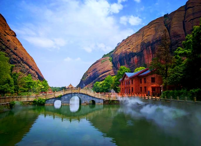 弋阳旅游景点哪里好玩的