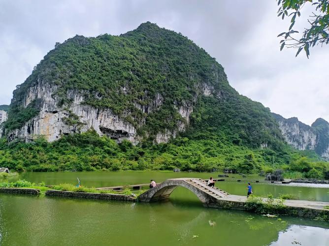 天等旅游景点哪里好玩一点